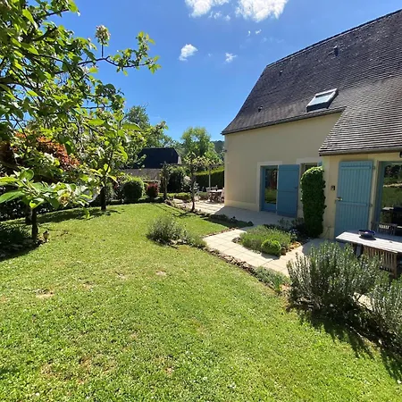 Quiet With Swimming Pool In The Dordogne *