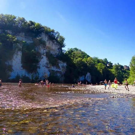 In Perigord Noir Near Dordogne * カルサック・アイヤック